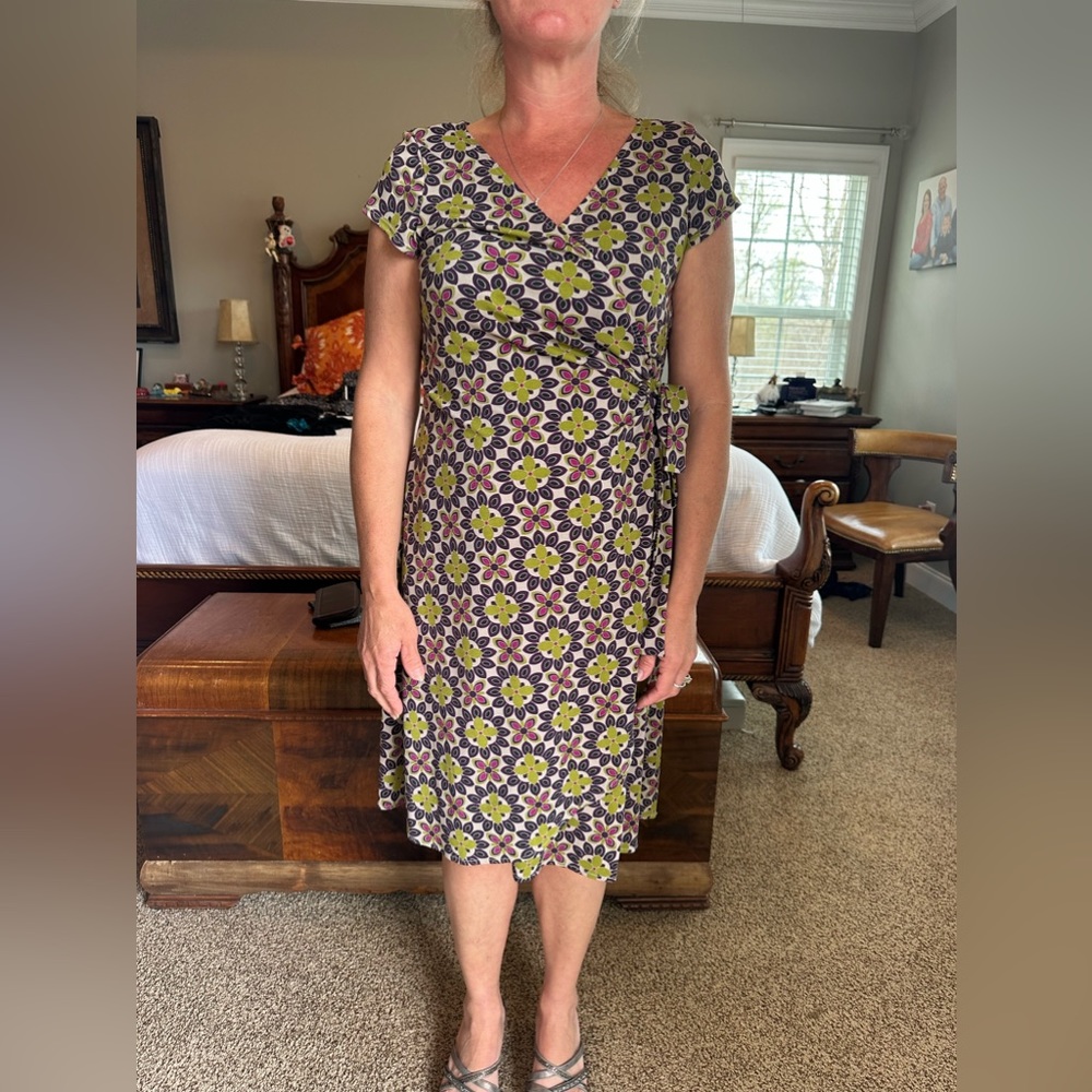 Floral wrap Dress size 8